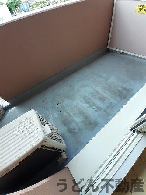 バルコニー　うどん県のお部屋探しはうどん不動産へ うどんちゃんとLINE