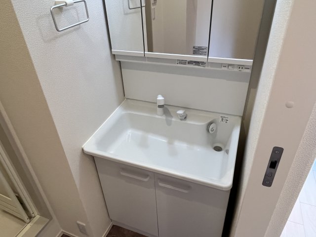 洗面設備　同建物別室参考写真