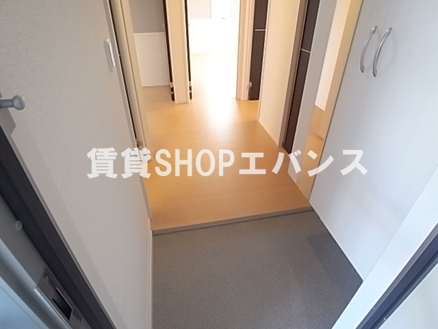 玄関　ゆったりとした玄関です