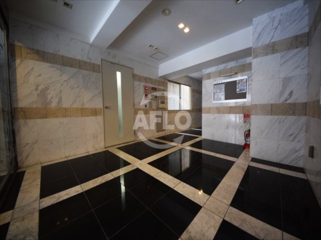 ロビー　ゼウス難波クリスタル　ロビー