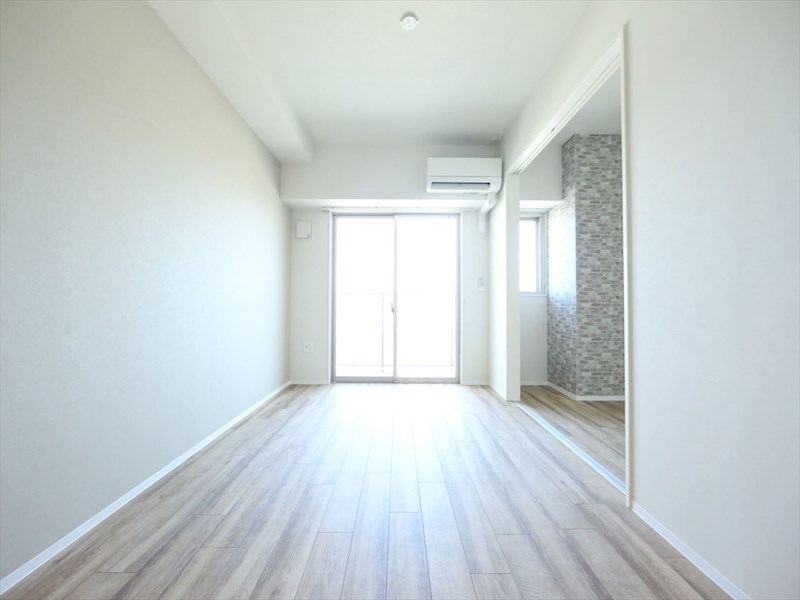 バルコニー　ＬＤＫ11.1帖　洋室3.4帖　エアコン完備　バルコニー