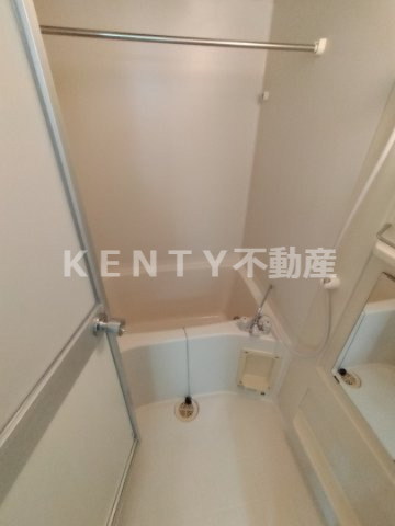 バス・シャワールーム　落ち着いた空間のお風呂です