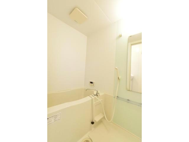 バス・シャワールーム　別部屋参考写真