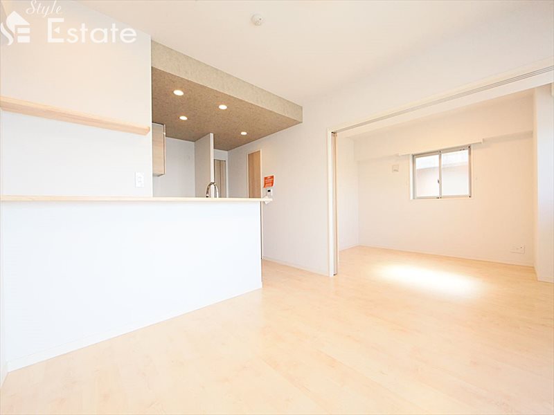 居室・リビング　内装