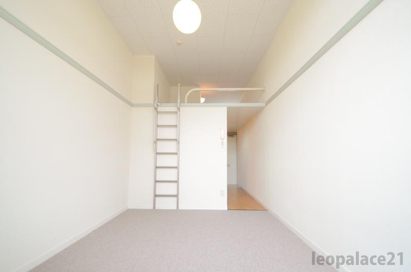 居室・リビング　設備・使用は号室により異なる為、現況を優先いたします。