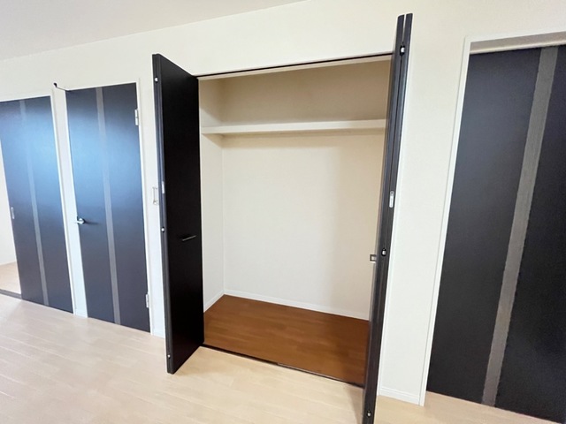 収納　※同タイプの部屋写真です
