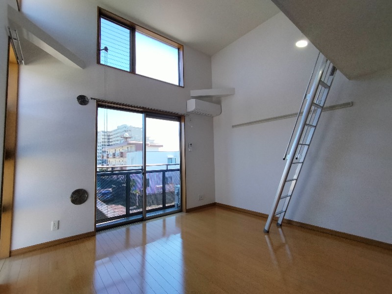 居室・リビング　収納