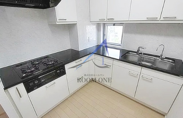 キッチン　キッチンです。