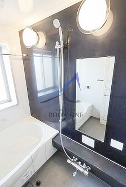 バス・シャワールーム　お風呂です。