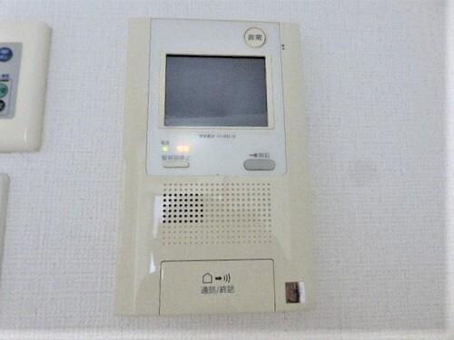 セキュリティ　ＴＶモニタ付インターホン　※前回募集時2019年2月の写真