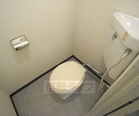 トイレ　洋式トイレです