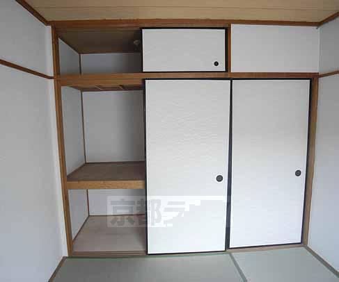 収納　押入れ。奥行きも充分！