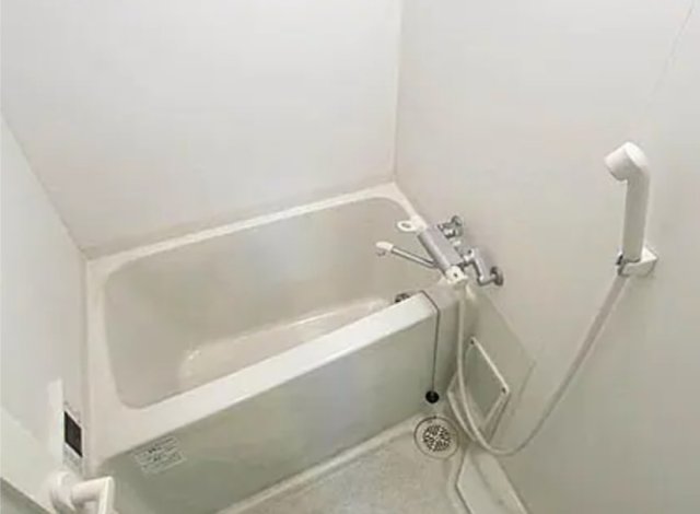 バス・シャワールーム　風呂