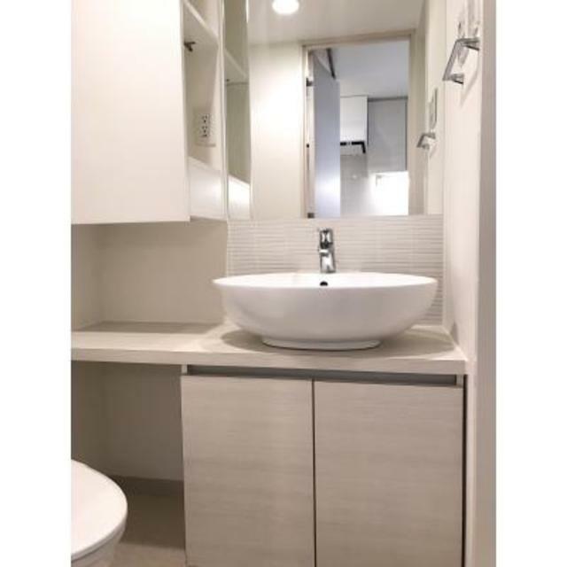洗面設備　※写真は同タイプ住戸です。