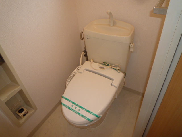 トイレ　ウォシュレット