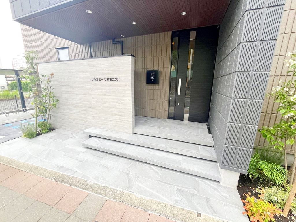 エントランス　エントランス