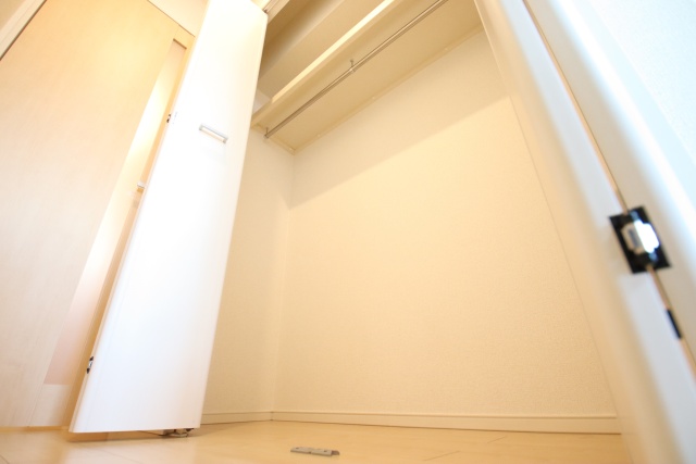 収納　※別室の参考写真の為、現況優先です。