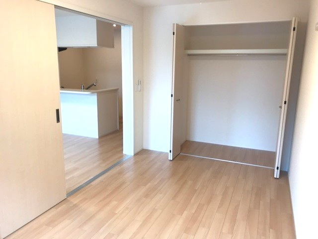 収納　クローゼット。