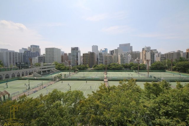 眺望　ウェルホームズ靭公園
