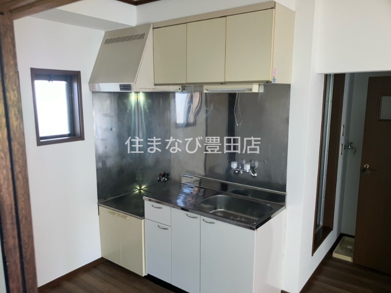 キッチン　同型別部屋写真