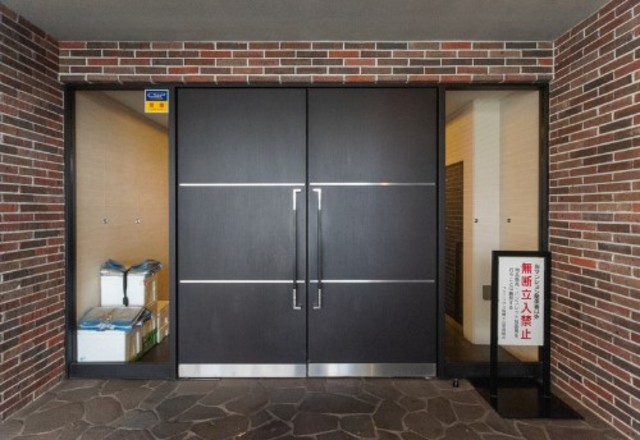 エントランス　エントランス