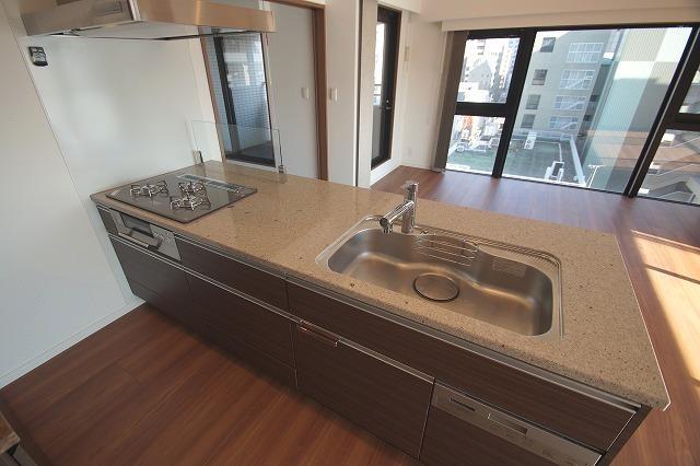 キッチン　キッチン