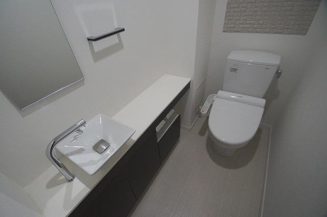 トイレ　トイレ