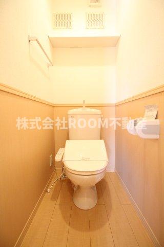 トイレ　清潔感のあるトイレです