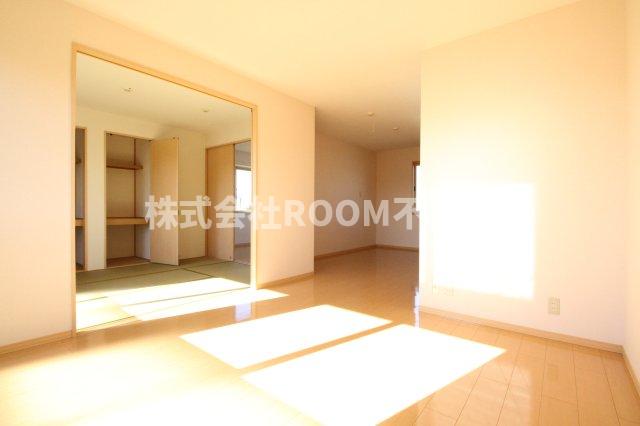 居室・リビング　居間です