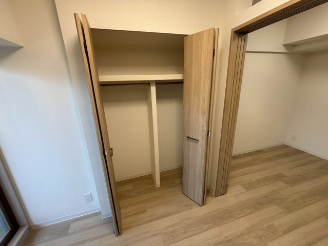 収納　同物件別部屋写真
