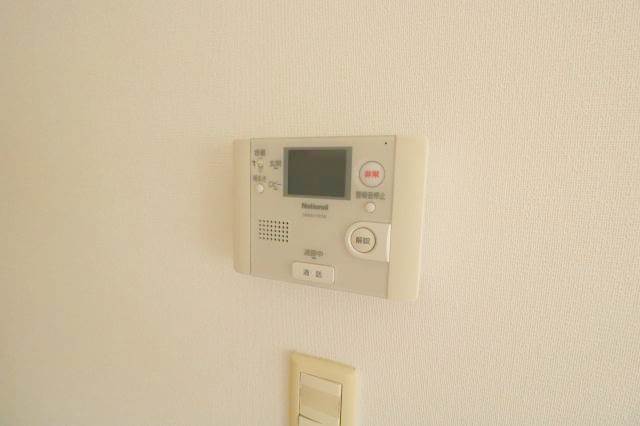 セキュリティ　モニターホン付きで安心です♪