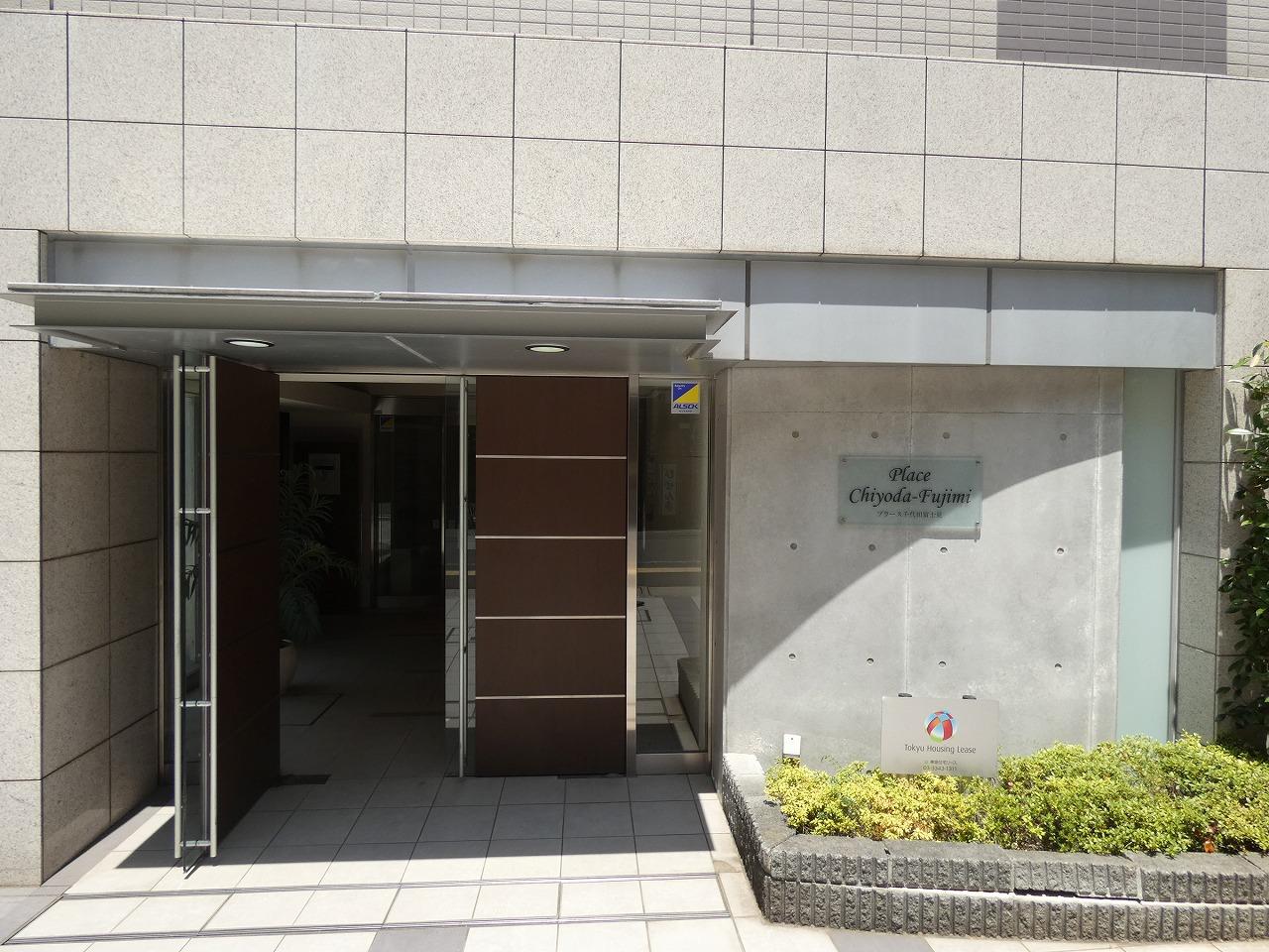 エントランス　エントランス