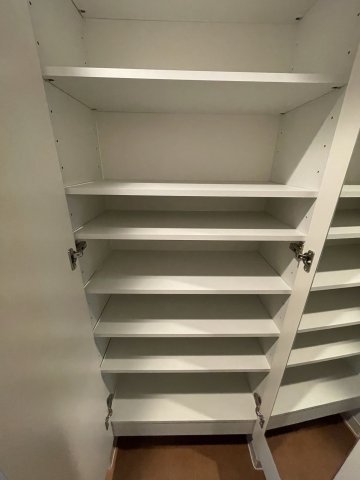 収納　(参考)同マンション別間取り他部屋の写真（間取り図が正）