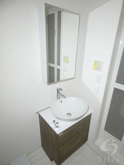 洗面設備　同仕様