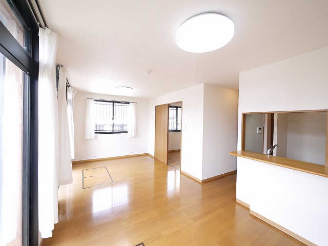 居室・リビング　居間です