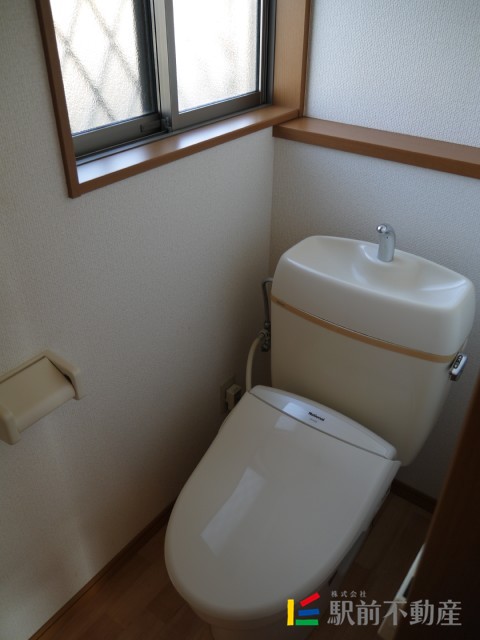 トイレ　ウォシュレット付