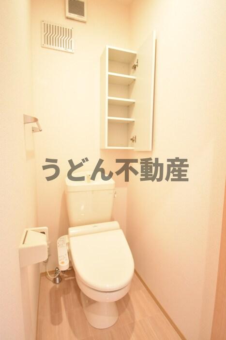 トイレ　うどん県のお部屋探しはうどん不動産へ うどんちゃんとLINE