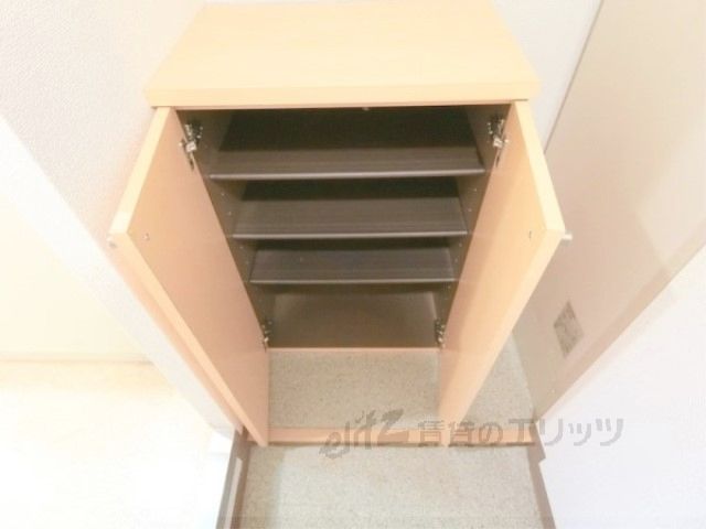 その他設備　下駄箱