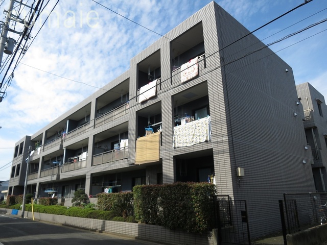 建物外観　がっしりとした外観です♪