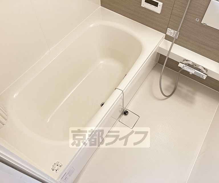 バス・シャワールーム　きれいなお風呂です！