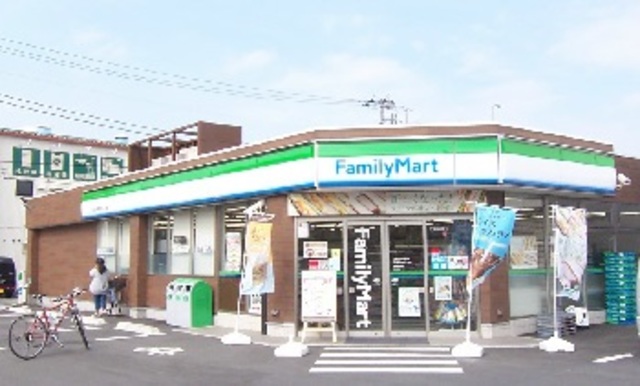 コンビニ　ファミリーマート八王子大和田町五丁目店（コンビニ）まで801m