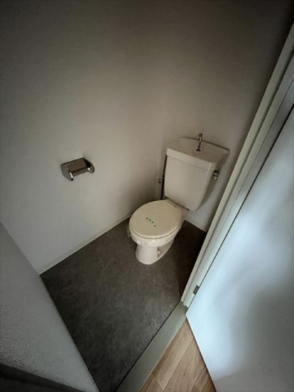 トイレ　※別部屋の写真です