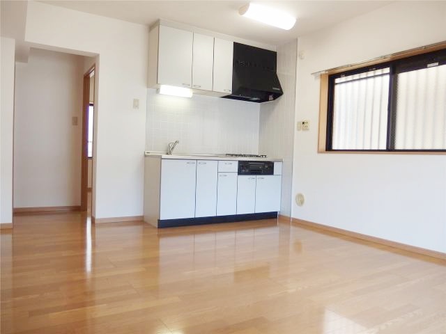 居室・リビング　開放感のあるゆったりとしたお部屋です♪