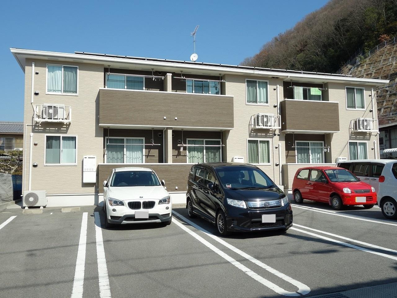 建物外観　2010年築　ニュードミールヒロ