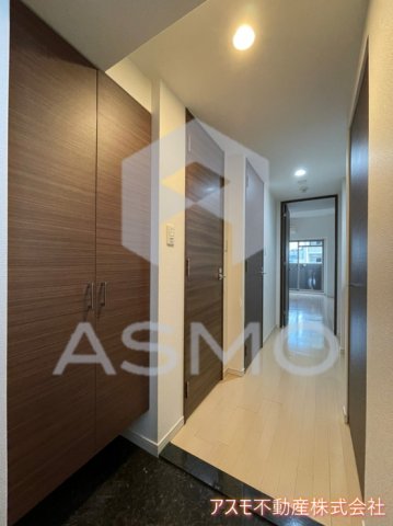 玄関　同マンション別部屋　参考写真