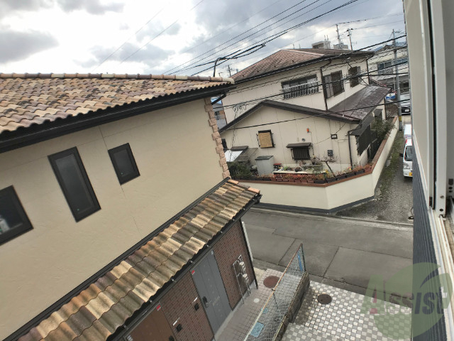 バルコニー　※こちらは同物件、別間取りのモデルルームの写真となります。