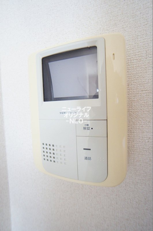セキュリティ　室内から来訪者を確認できるTVモニターホン付で安心です☆