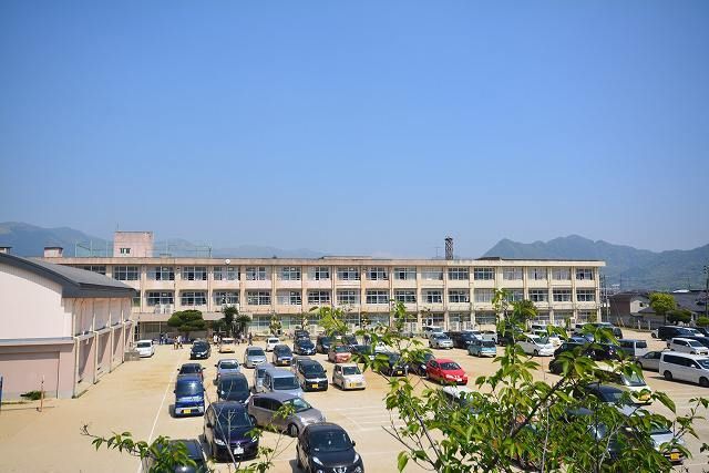 小学校　延永小学校（小学校）まで750m