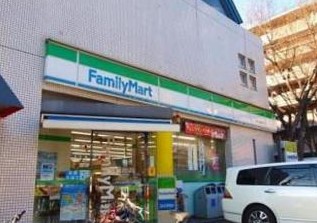コンビニ　ファミリーマート 芦花公園駅北店（コンビニ）まで417m