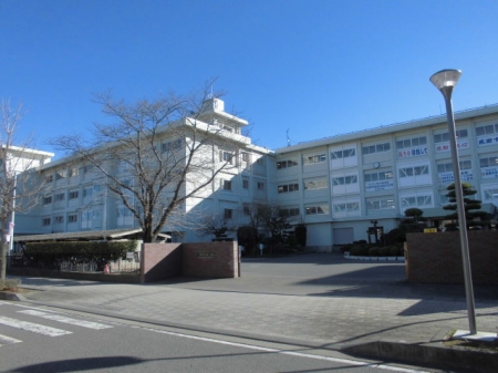 中学校　伊勢崎市立第一中学校（中学校）まで1300m